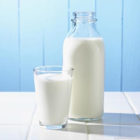 lait-thinkstockphotos-149151468.jpg